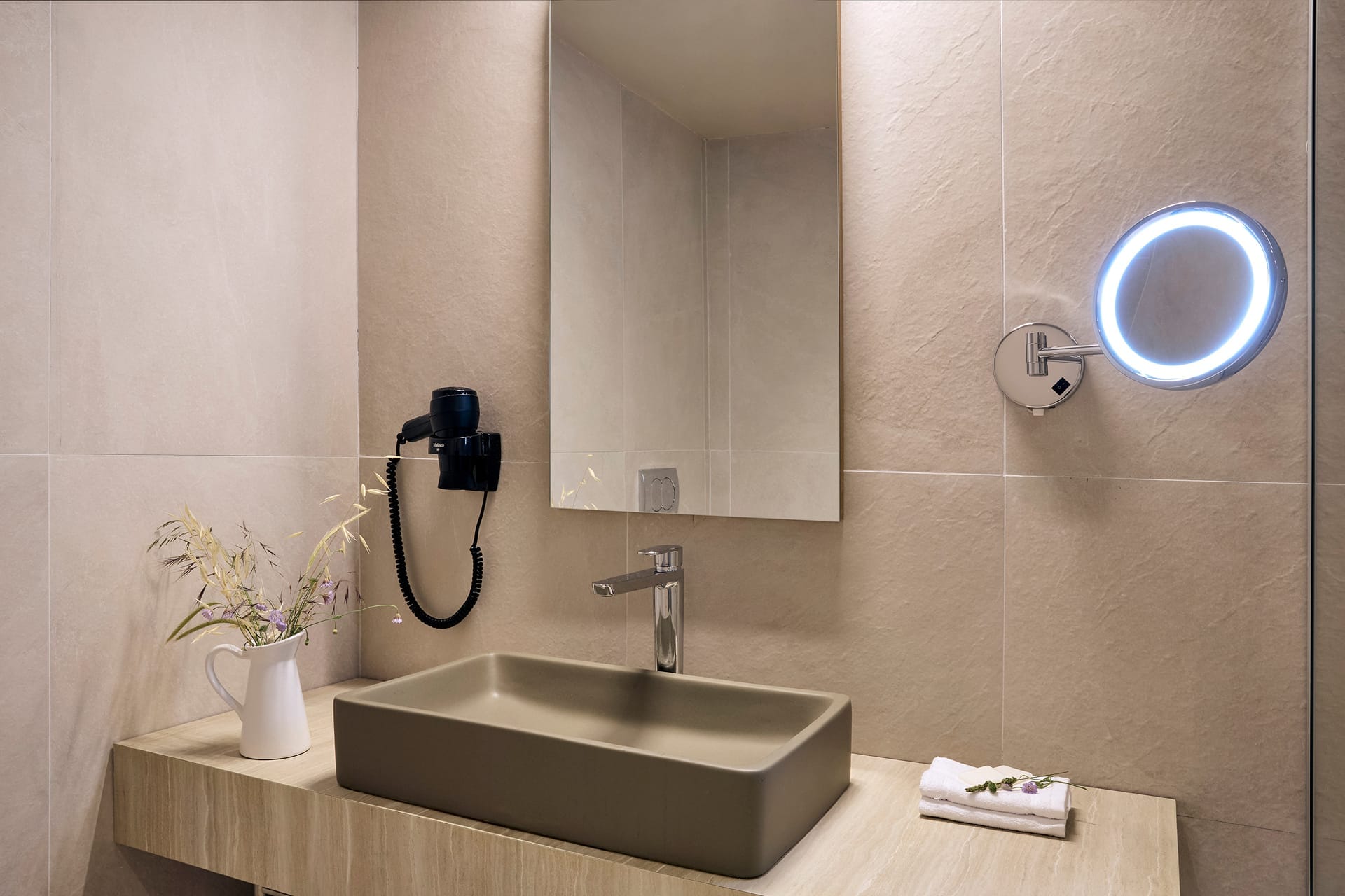 Tiara Holidays - Zeus Kassandra Lagoon - Garden Hideway Retreat kupatilo
